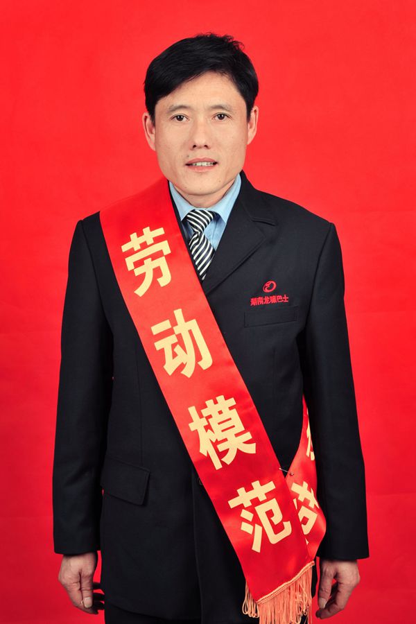 9 袁鐵根_副本.jpg