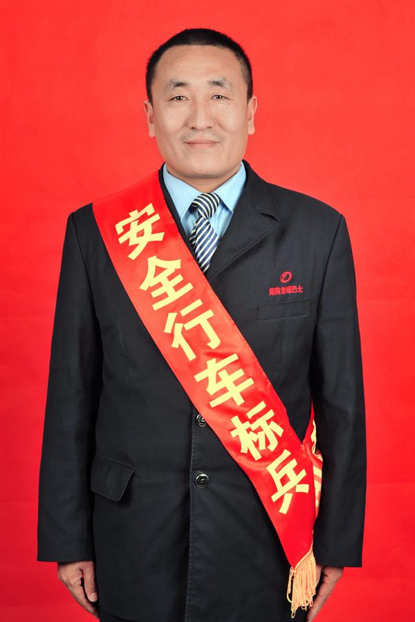 2 張強_副本.jpg