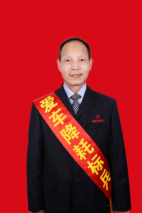 51常建偉_副本.jpg