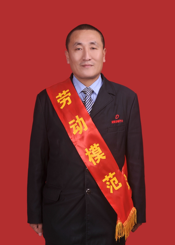 4、張強(qiáng)_副本.jpg
