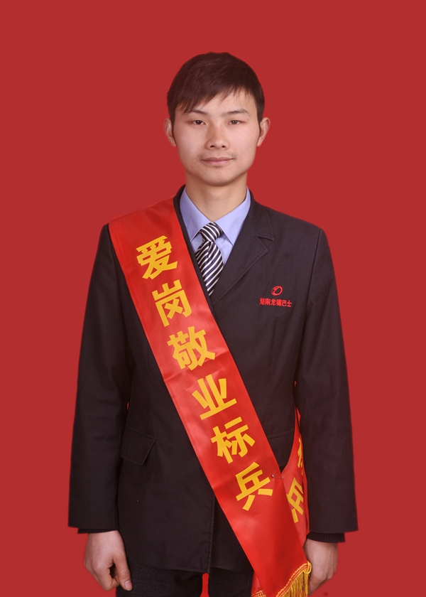 8、張小蜂_副本.jpg