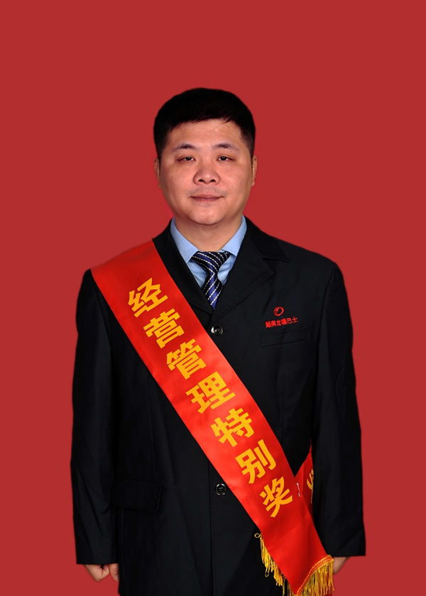 6王旭副本_副本.jpg